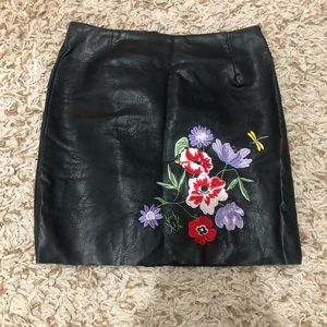 leather skirt